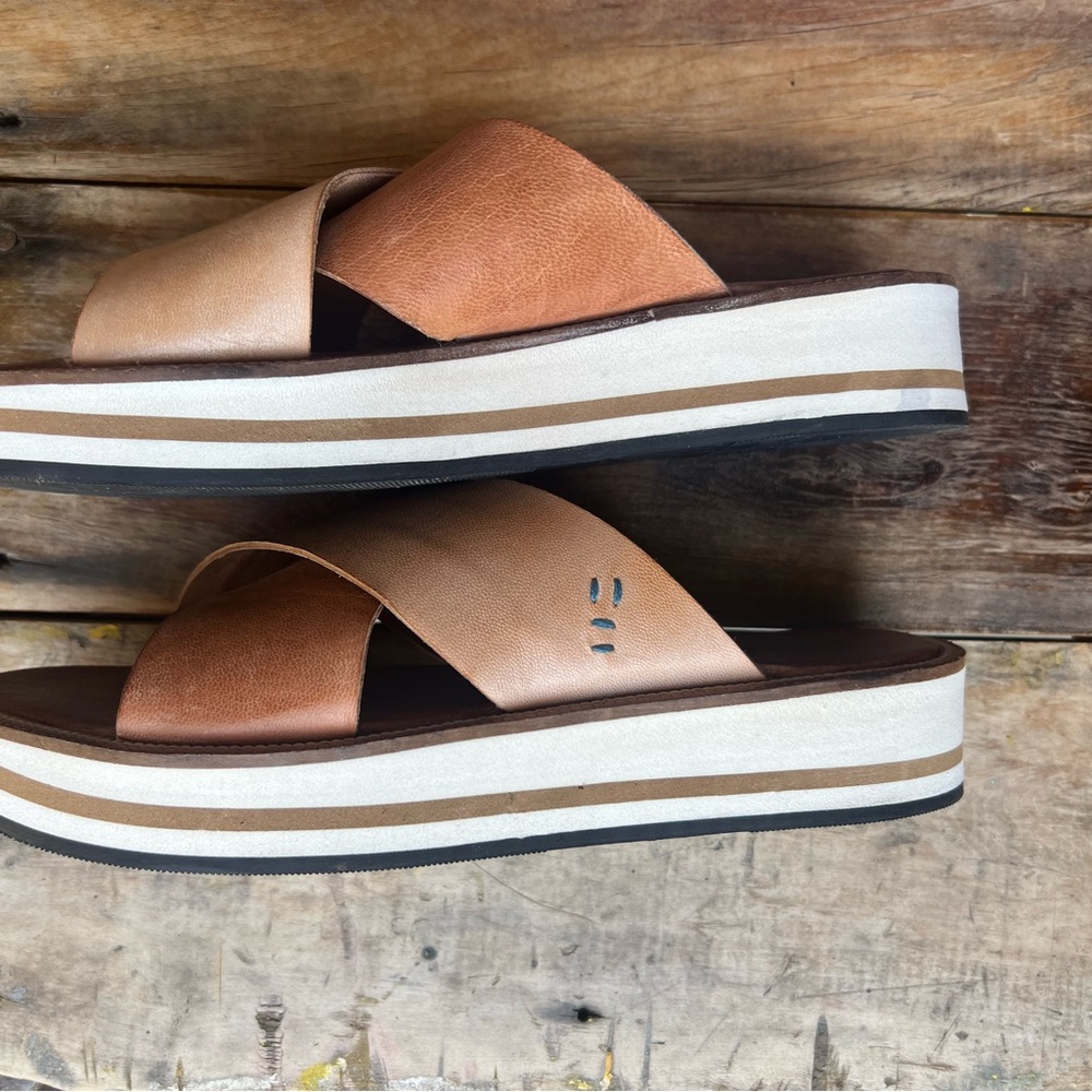 Nice! Bed Stu cross strap slide leather 9.5